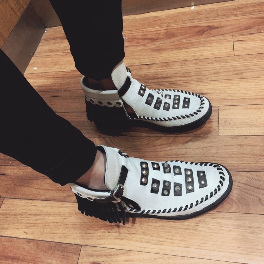Roccasin Coach Runway Shoes